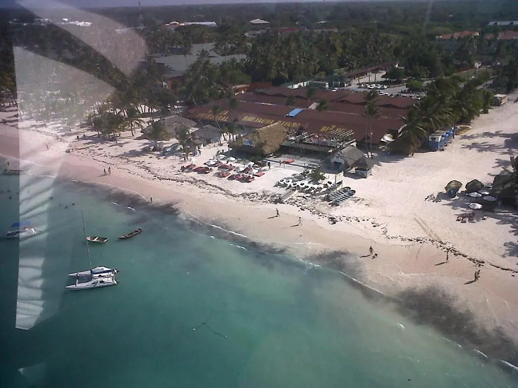 ゲストハウス Room With Fan Use Bavaro Beach, プンタ・カナ